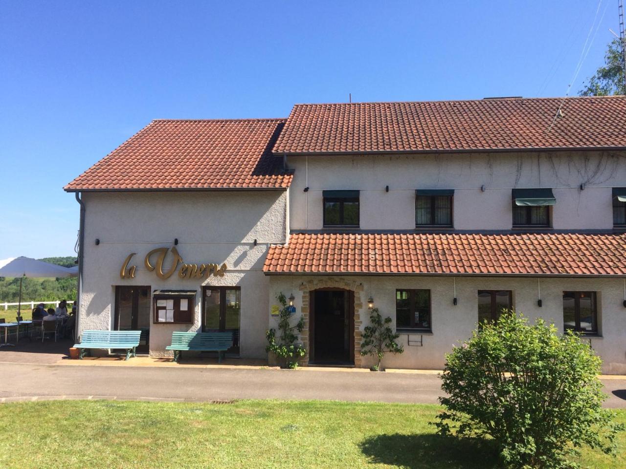 Hotel La Venerie Virton Kültér fotó