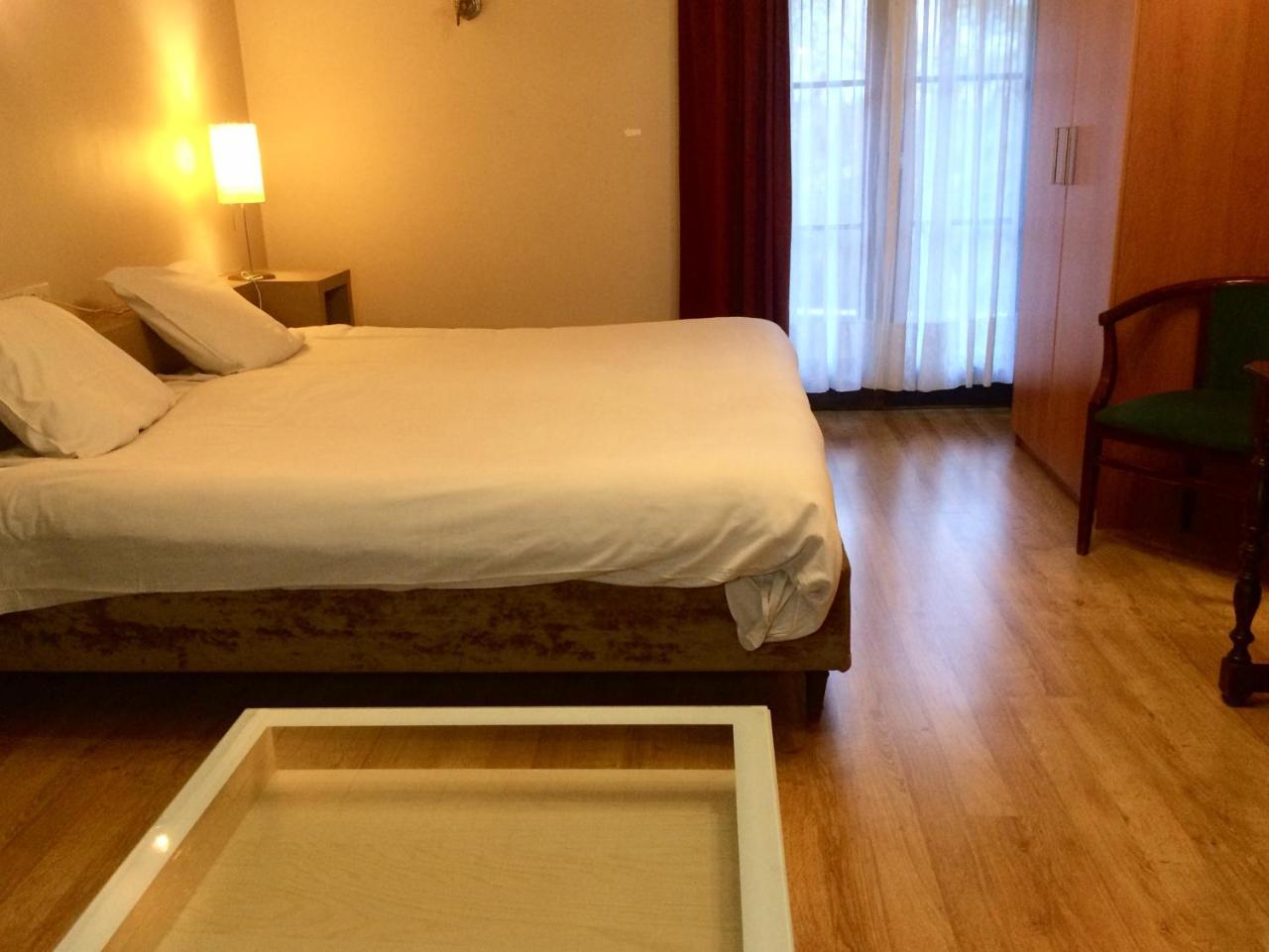 Hotel La Venerie Virton Kültér fotó