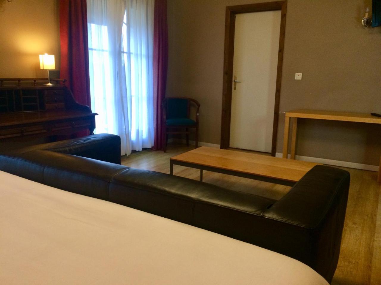 Hotel La Venerie Virton Kültér fotó